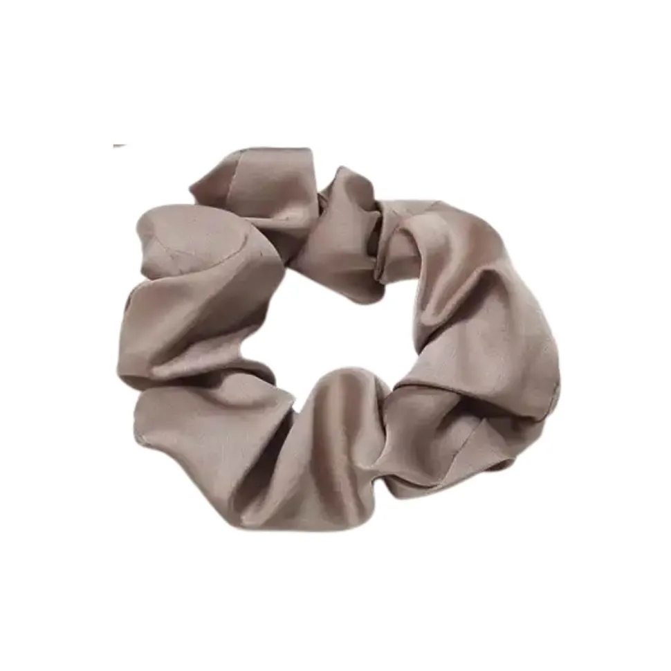 Plush | 100% Reine Maulbeerseide Scrunchie (verschiedene Farben)